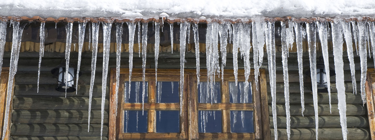 Spray foam prevents ice dams by providing proper insulation in Elmonte attic spaces